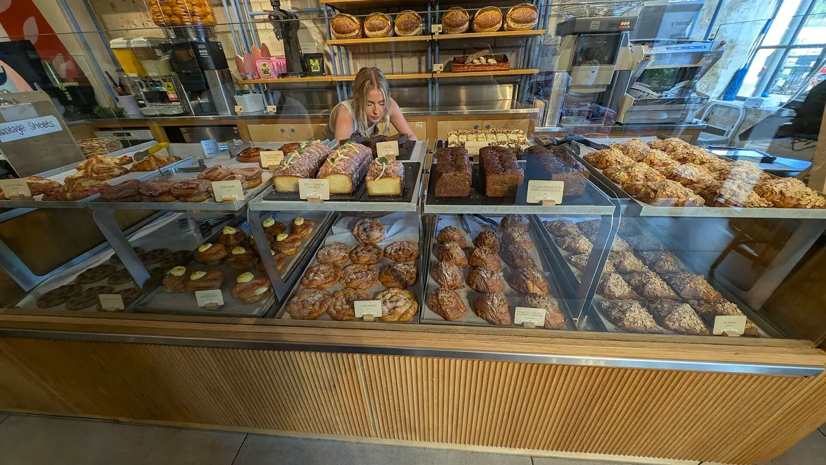 Cronton Lane Bakery – bakery in Upton, Widnes